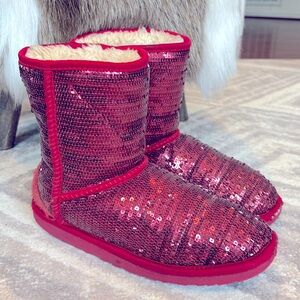UGG Australia Classic Short Sparkles Women's Size 6 red sequins